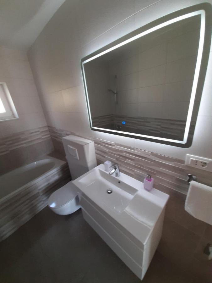Penthaus Apartment N&M บาชกาโวดา ภายนอก รูปภาพ
