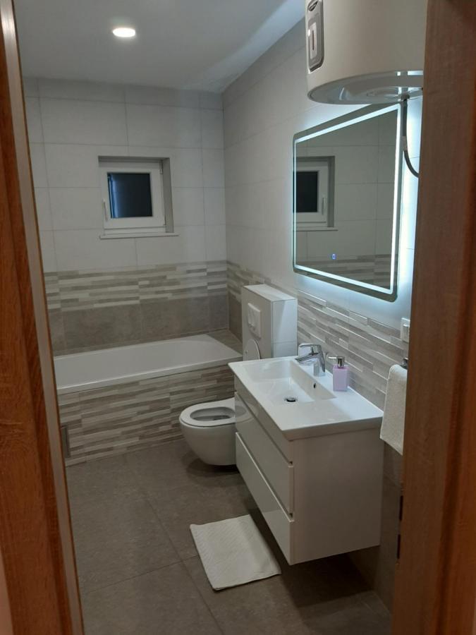 Penthaus Apartment N&M บาชกาโวดา ภายนอก รูปภาพ